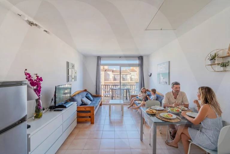 hf_20260219_211519_dbcf15a8-5ec7-4f73-b5ed-1933c7215825