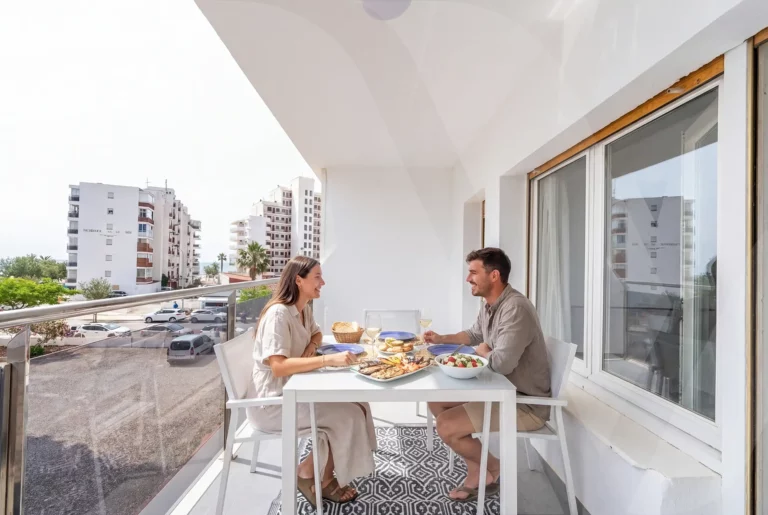 hf_20260219_214832_b924b8f6-bcfa-4539-8dc0-2f9ddd13206d