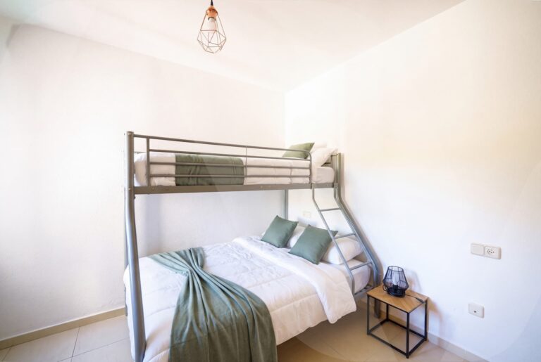 Maison Vue Mer à Roses - Welhomy - photo 10