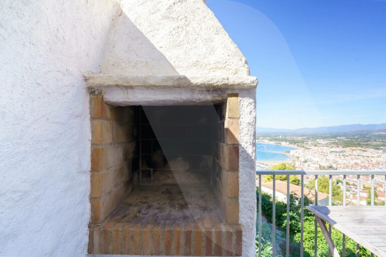 Maison Vue Mer à Roses - Welhomy - photo 19