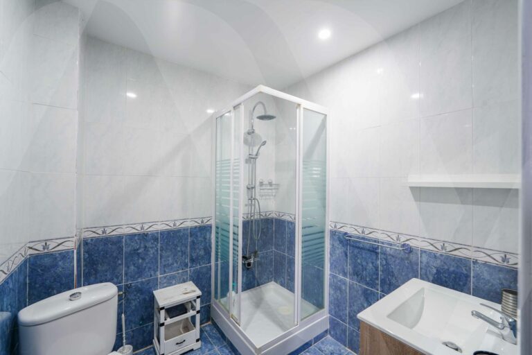 RDC Villa avec Piscine à Vidreres - Welhomy - photo 14
